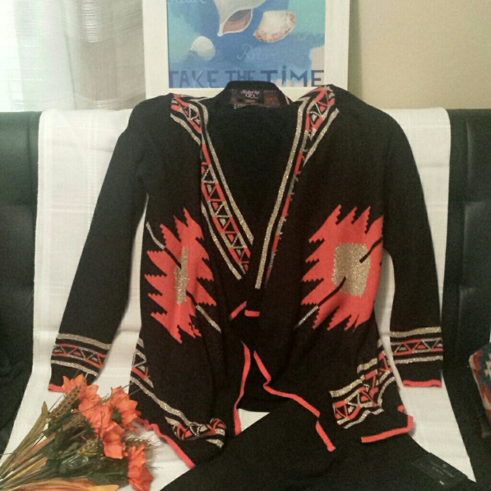 Hooked Up Aztec Themed Open Cardigan sz Small